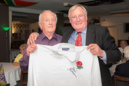 David Duckham talks rugby at a Legends Hospitality event at Porthcawl RFC
